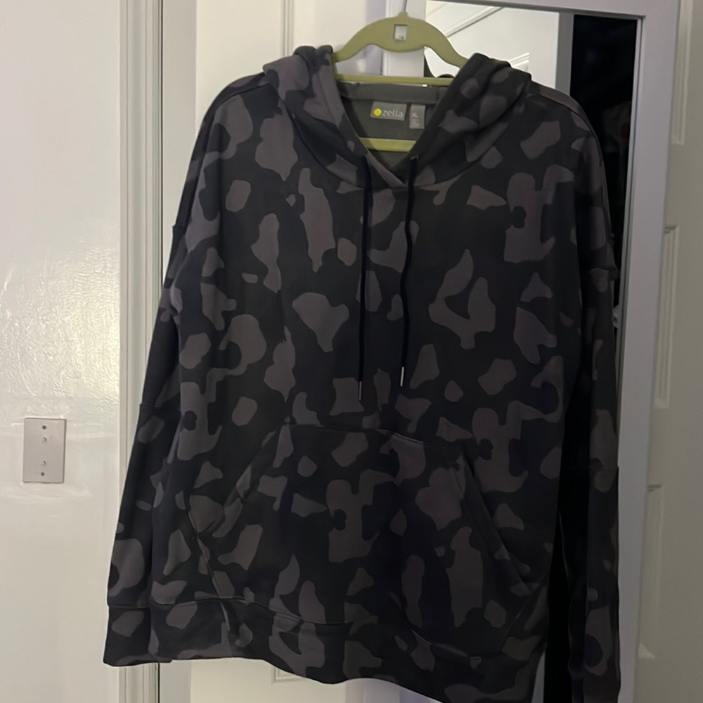 Zella long sleeve hoodie XL